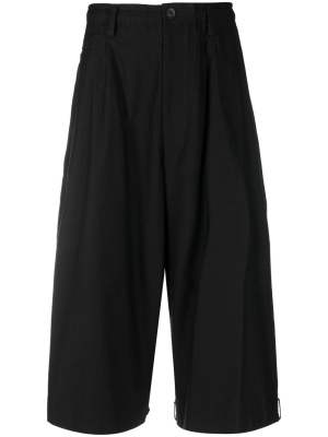 

Cropped tailored trousers, Yohji Yamamoto Cropped tailored trousers