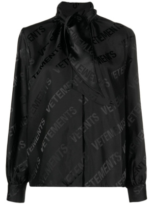 

Logo-jacquard button-up shirt, VETEMENTS Logo-jacquard button-up shirt