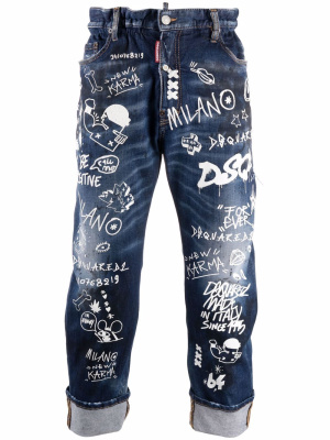 

Graffiti print turn-up jeans, Dsquared2 Graffiti print turn-up jeans