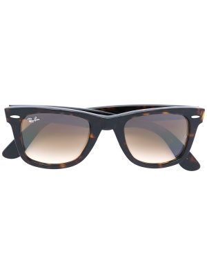 

Wayfarer sunglasses, Ray-Ban Wayfarer sunglasses